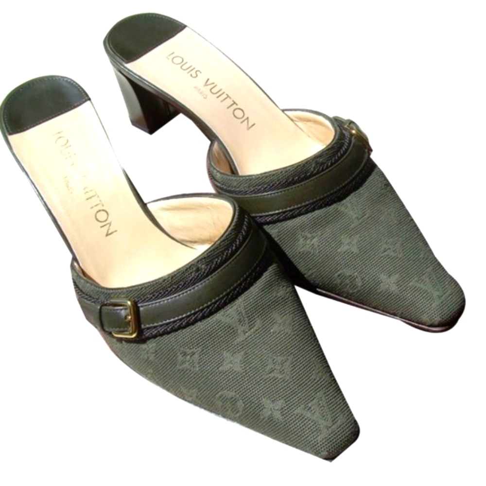LOUIS VUITTON MULES